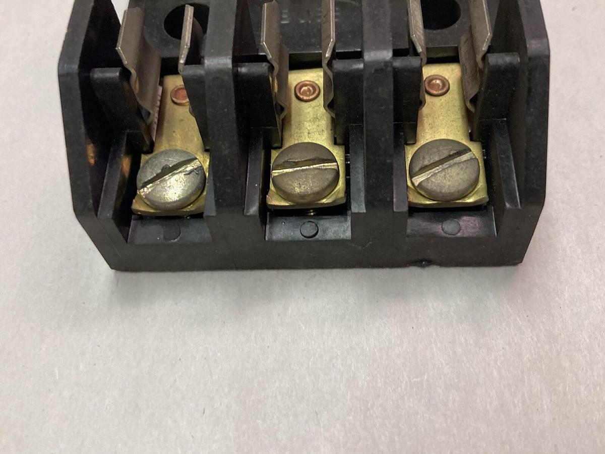 Used Bussmann,2809,Fuseholder 30a 600v