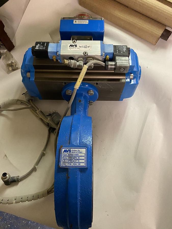 Used VALBIA,DN100,PNEUMATIC ACTUATOR WITH PN16 6 INCH BUTTERFLY VALVE