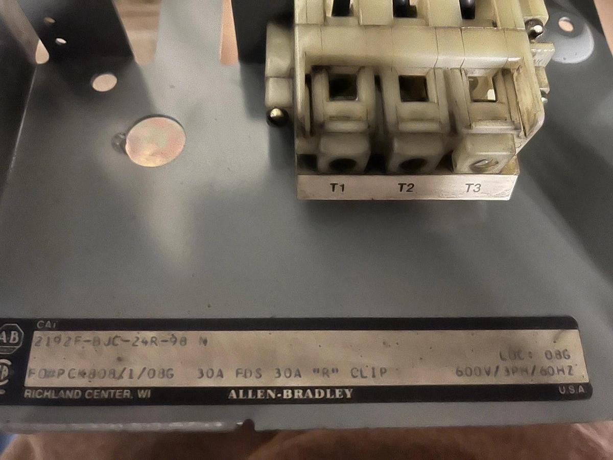 Used Allen-Bradley,2192F,12 INCH FUSED Disconnect MCC Bucket 30A 600V 60Hz