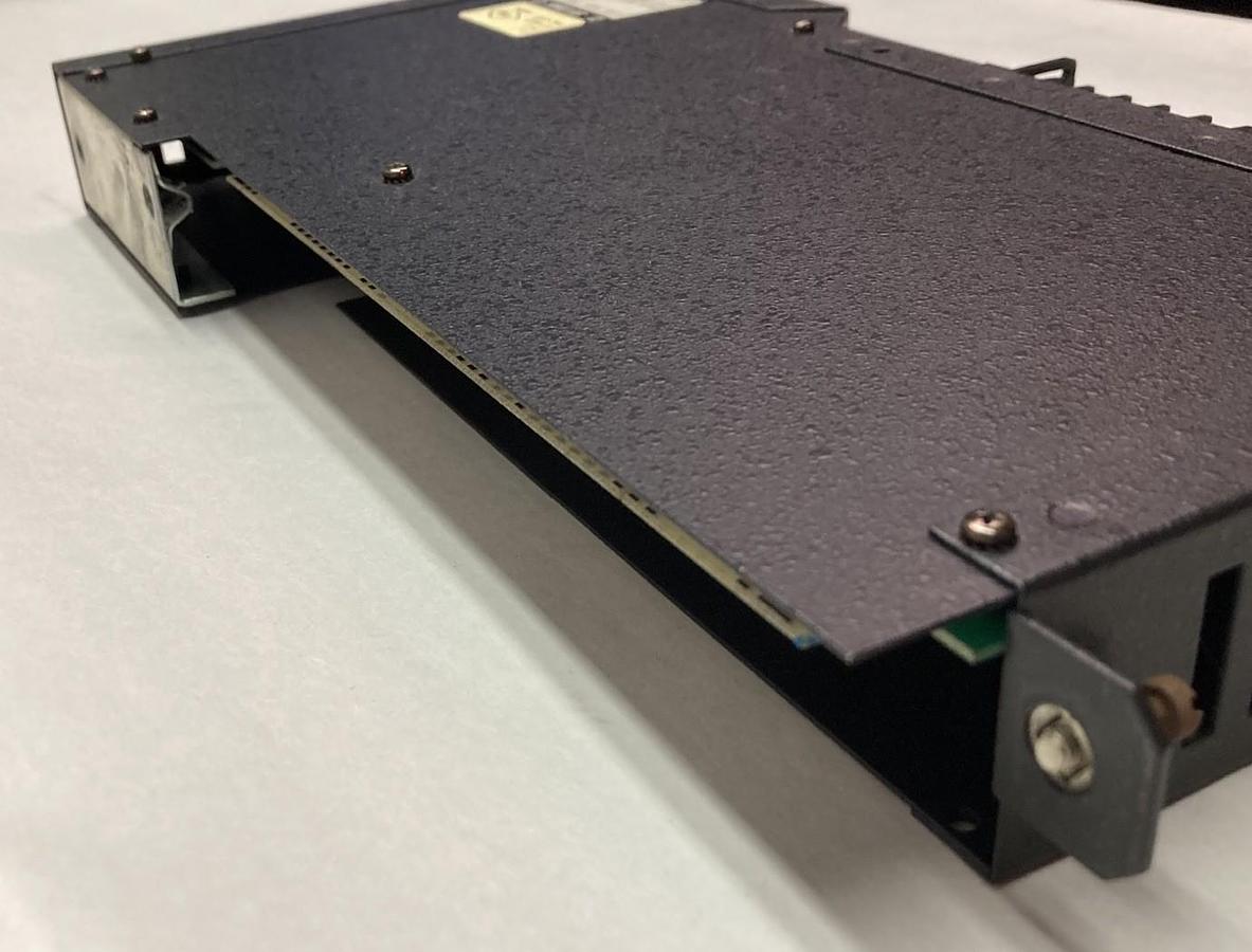 Used Square D Symax,8030RIM-121,Input Module Ser D