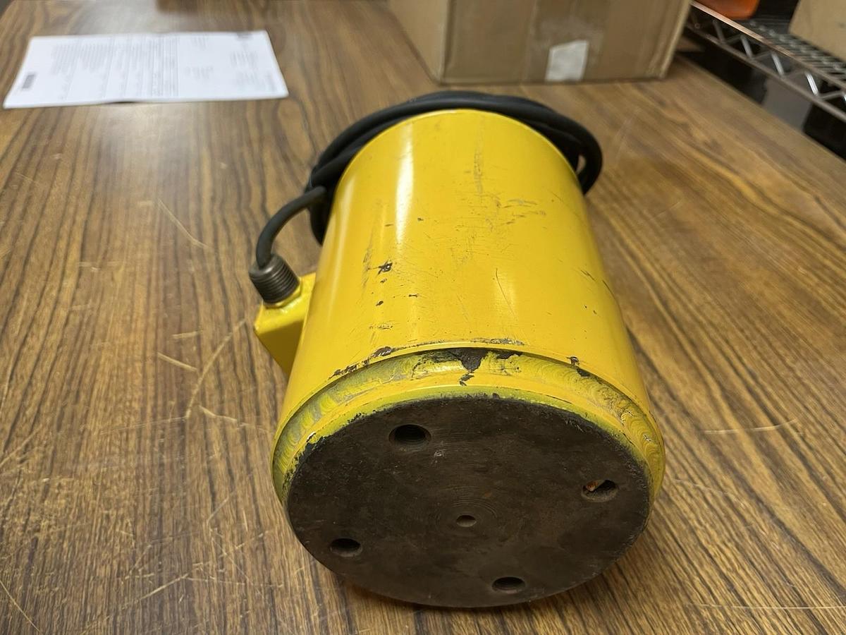 Used FAIRBANKS,3-43076-2T,LOAD CELL 38C-132-1BS 100K LBS