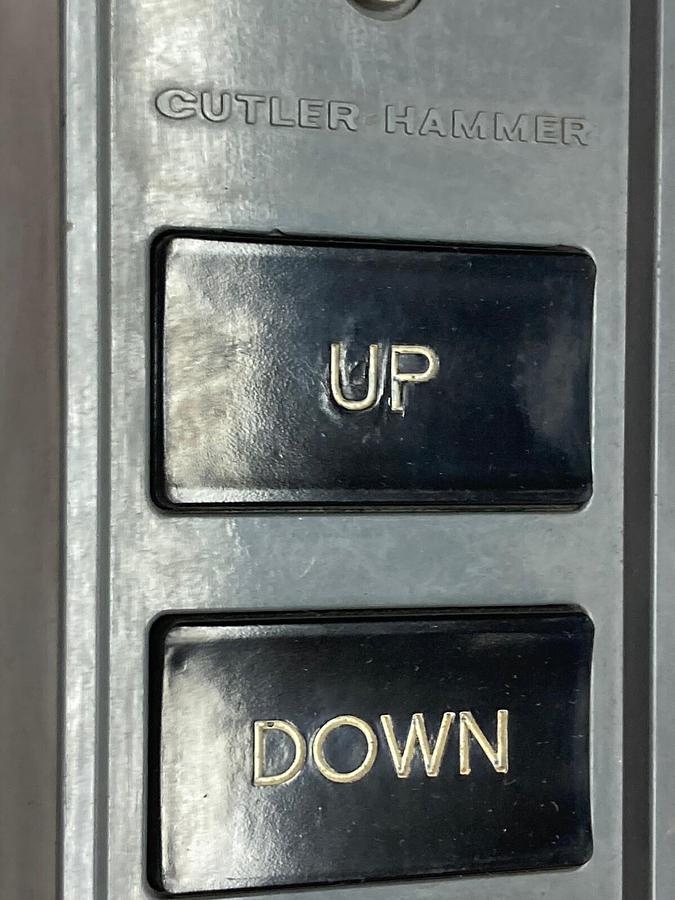 Eaton,10250H5301A,Push Button Station