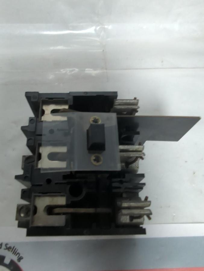 Used WESTINGHOUSE,DS363R,TYPE DS DISCONNECT SWITCH 100 AMP 600VAC 250VAC PRE-OWNED