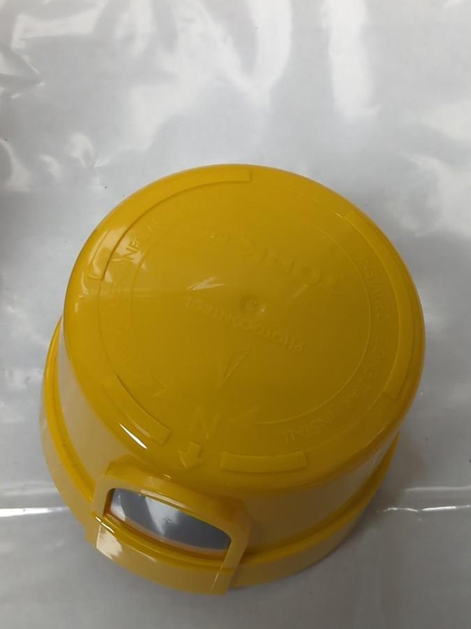 TORK,2008B,INSTANT RESPONSE PHOTOCONTROL 420-530VAC 50/60HZ NOS