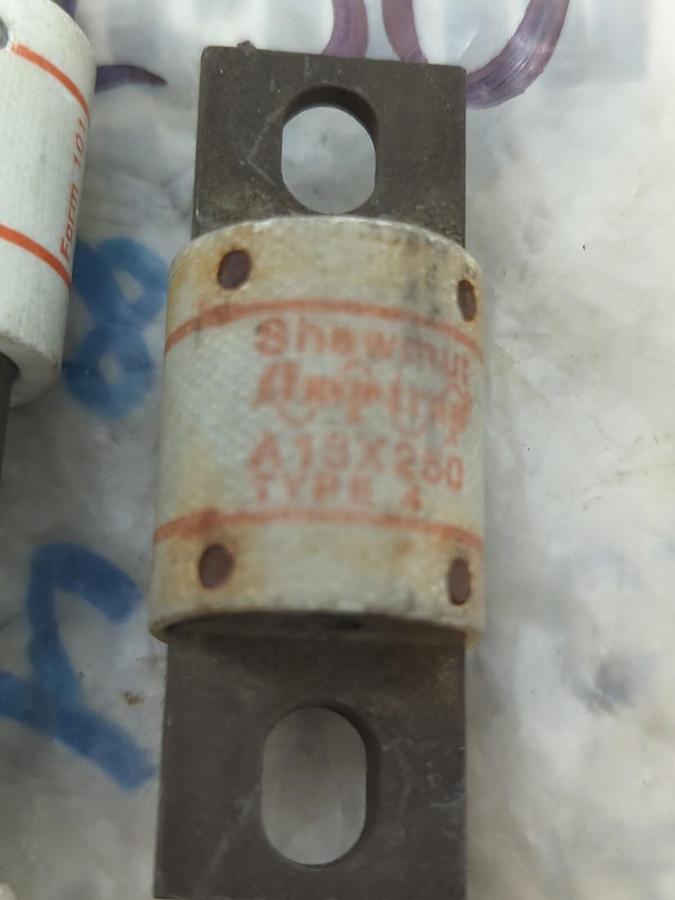 GOULD SHAWMUT,A13X250,AMP-TRAP FUSE TYPE 4 LOT OF 5 NOS
