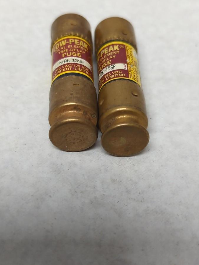 Used COOPER BUSSMANN,LPN-RK-15SP,LOW-PEAK 15 AMP FUSE LOT OF 2 PRE-OWNED