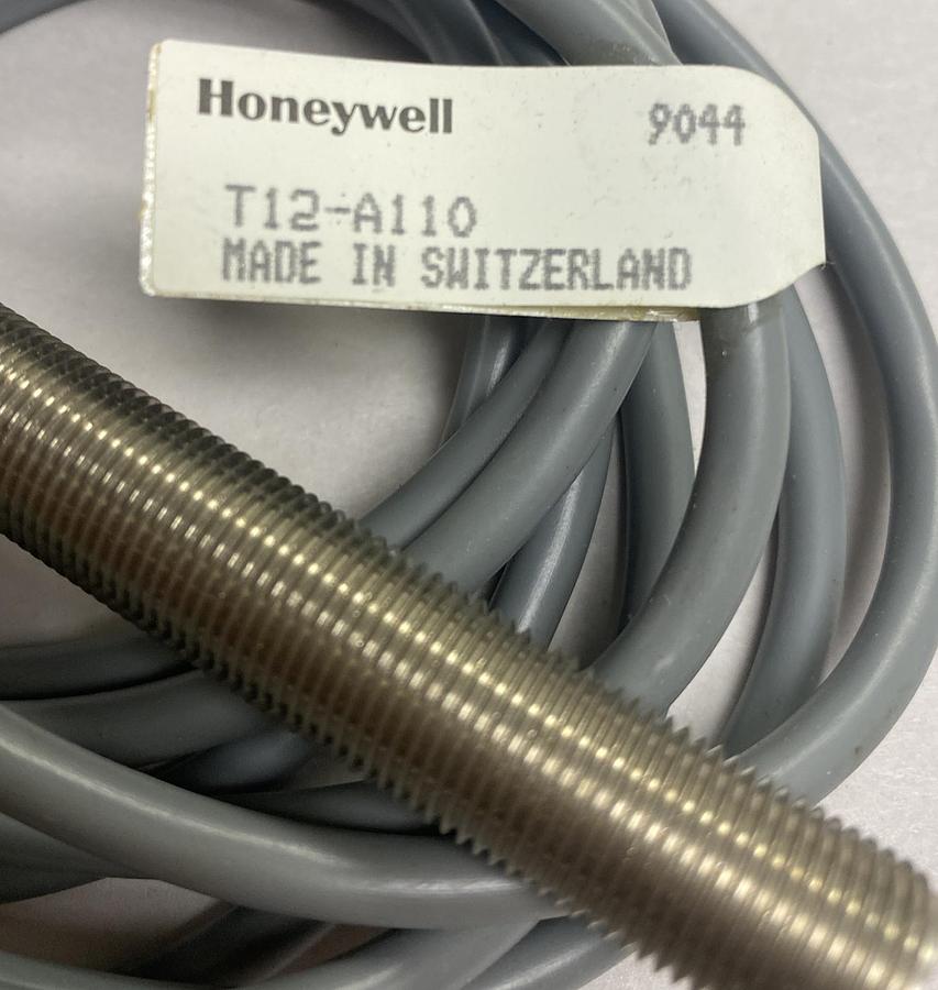 Honeywell,T12-A110,Proximity Sensor NOS