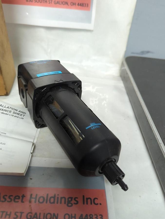 WIKERSON,L28-03-LK00,PNEUMATIC LUBRICATOR NOS