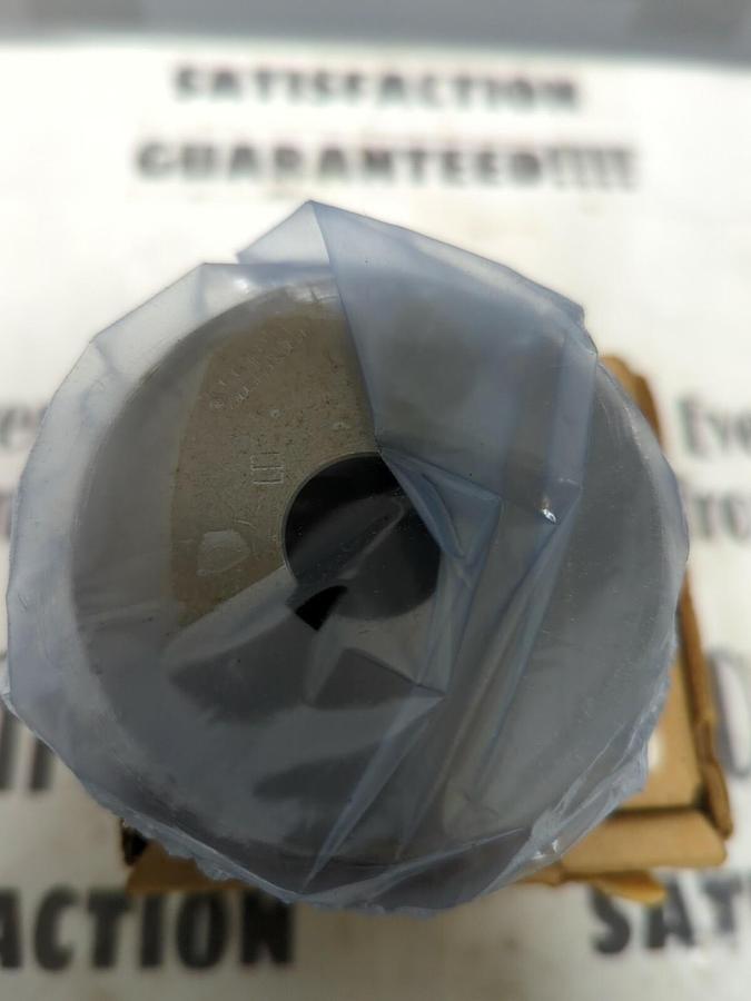 FALK,1010G,FLEX HUB 7490 NON-STROKE BORE 3/16X3/32 KW NOS