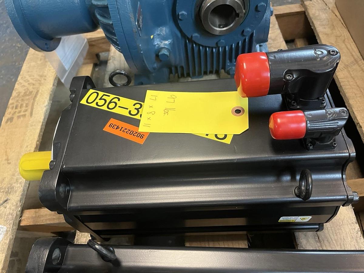 ALLEN BRADLEY,MPL-B680F-MJ72AA,INVERTER DUTY AC SERVO MOTOR