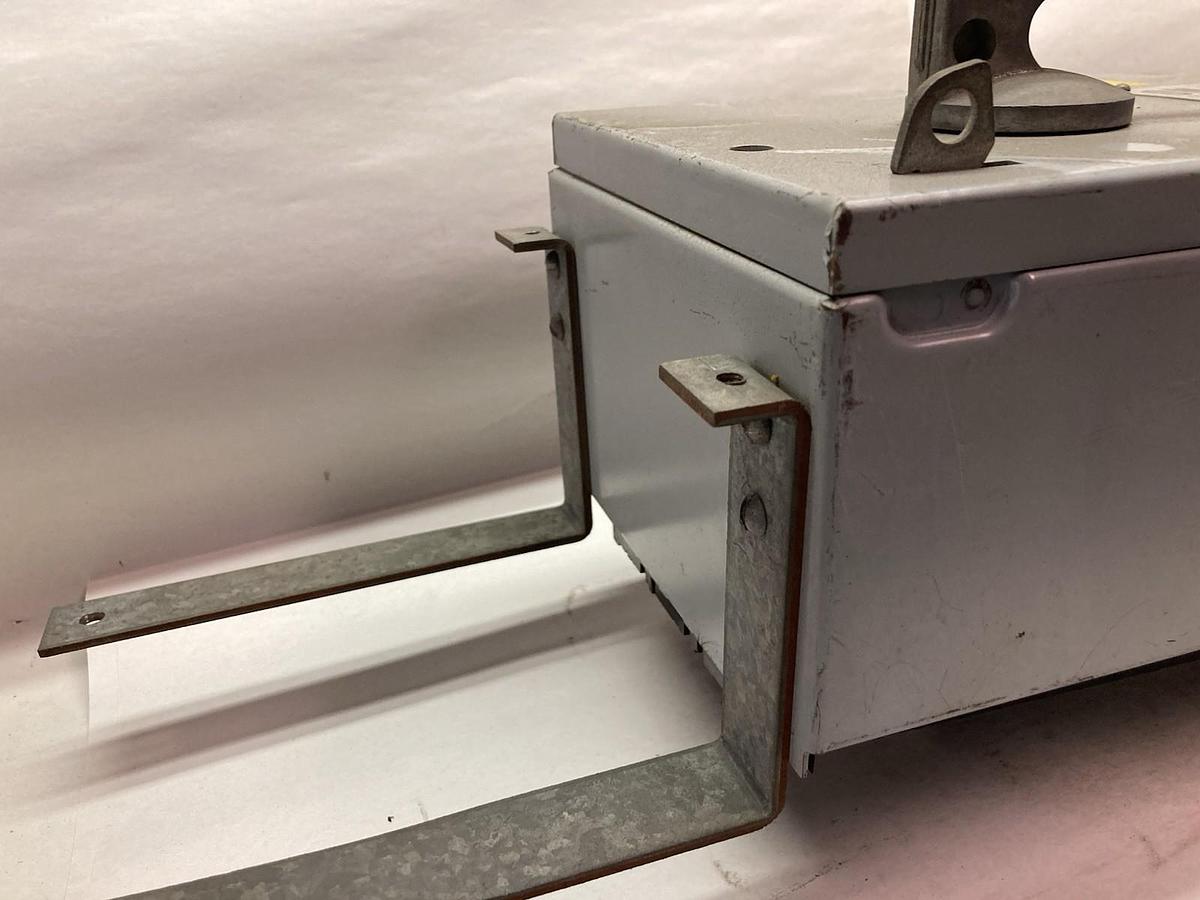 Used General Electric,DD3S3363,QMR Panel Switch 100A 600Vac