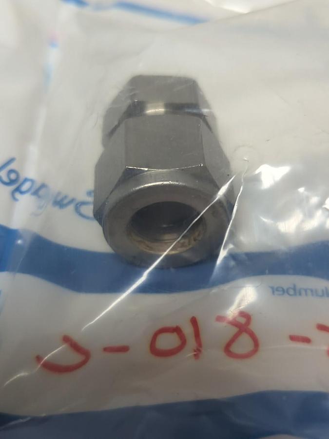 SWAGELOK,SS-810-C,FITTING CAP 1/2 INCH LOT OF 4 NEW