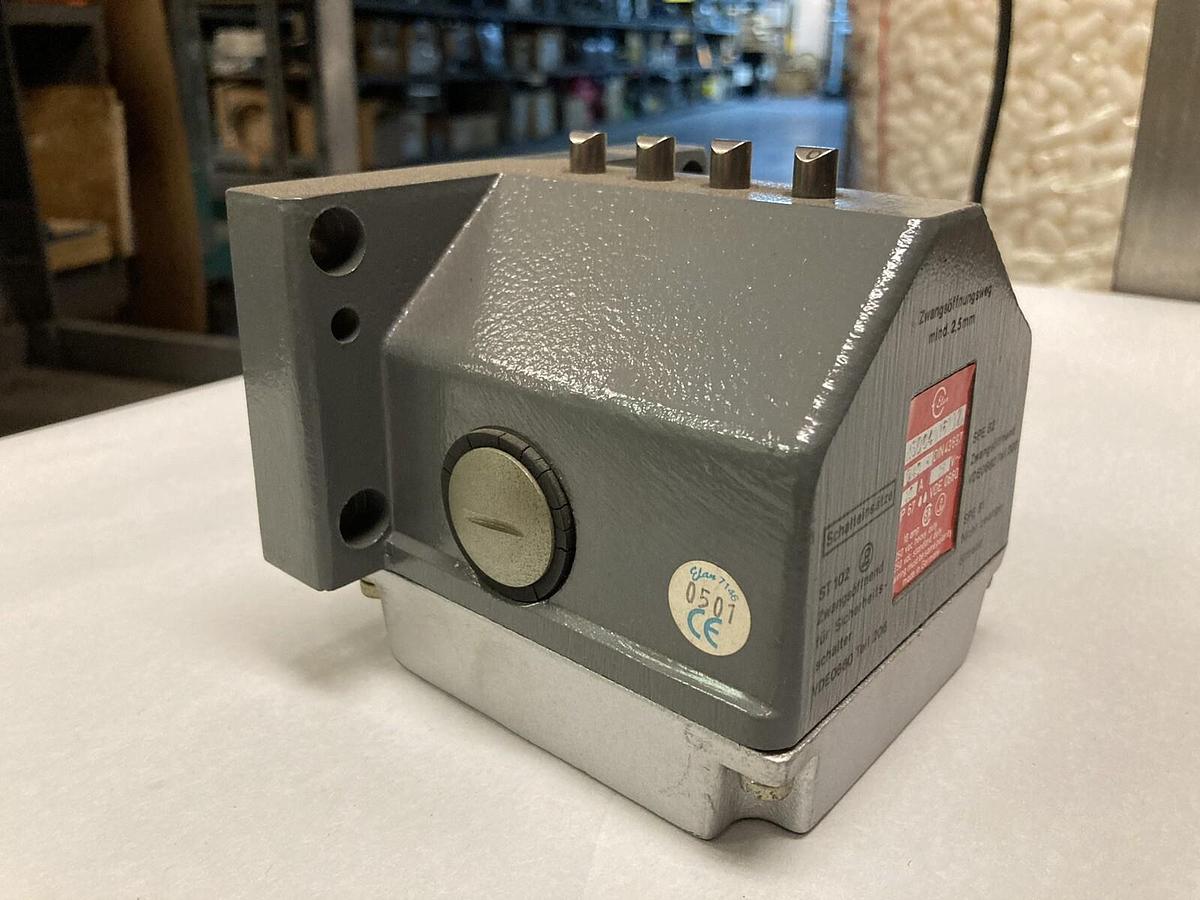 Elan,RSD04D16102 D4D16,4-Track Limit Switch