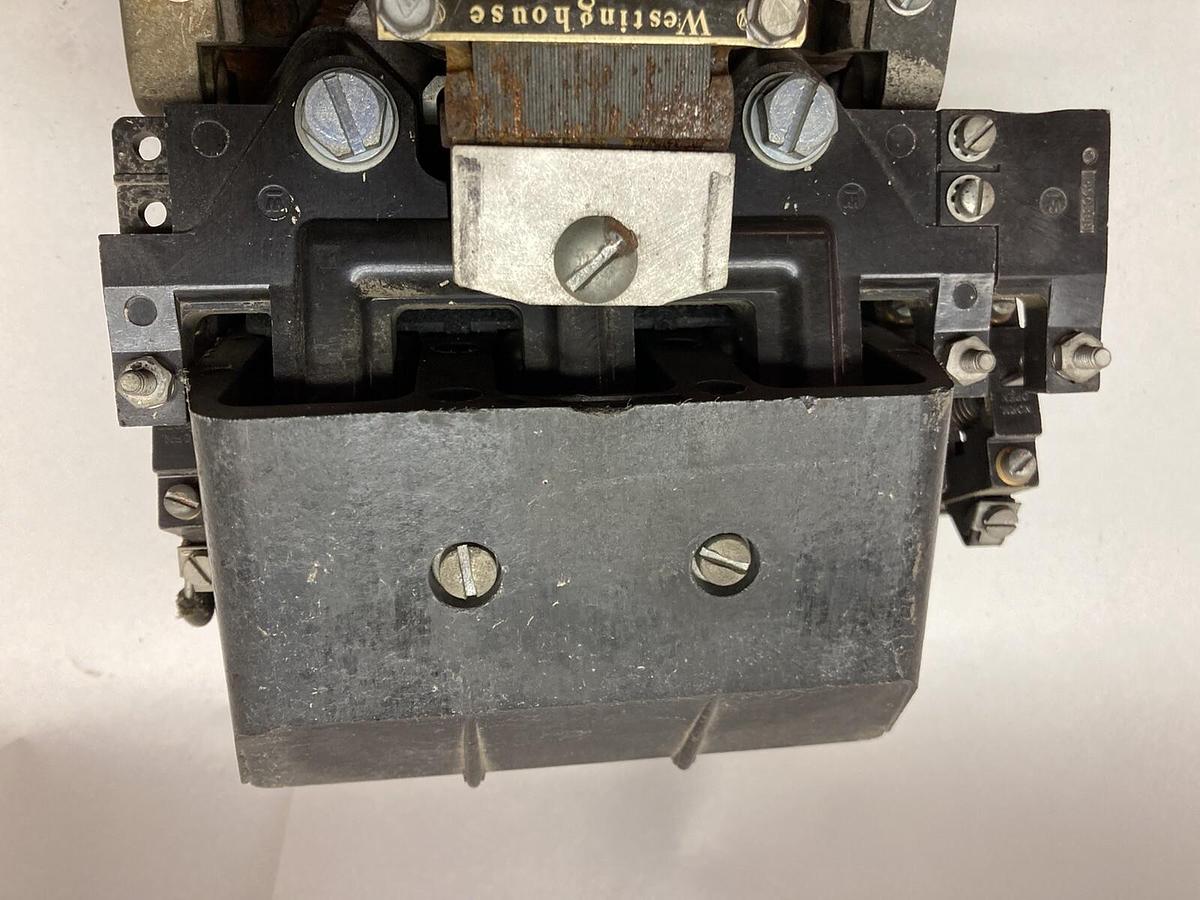 Used Westinghouse,11-200-N-3,Life-Linestarter Motor Size 3