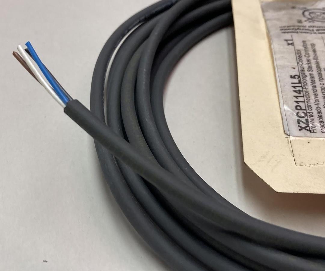 Telemecanique,XZCP1141L5,Photoelectric Sensor Connector