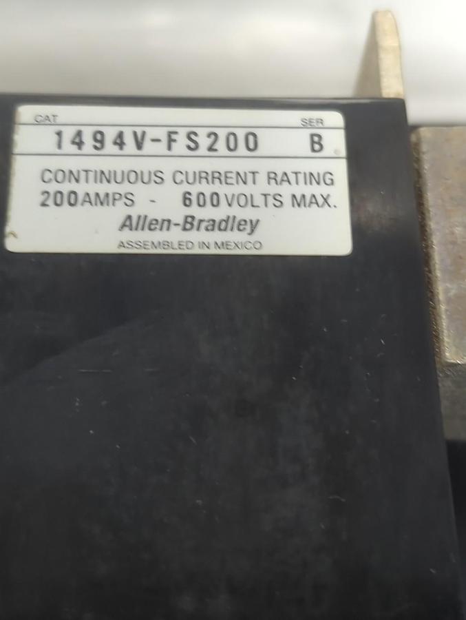 Used ALLEN BRADLEY,1494V-FS200,FUSE BLOCK 3-POLE 200AMP 600V PRE-OWNED