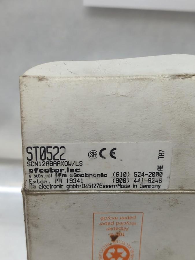 EFECTOR,ST0522,FLOWMETER 80-140V AC 3A 30VDC SCN12ABAAKOW/LS NOS