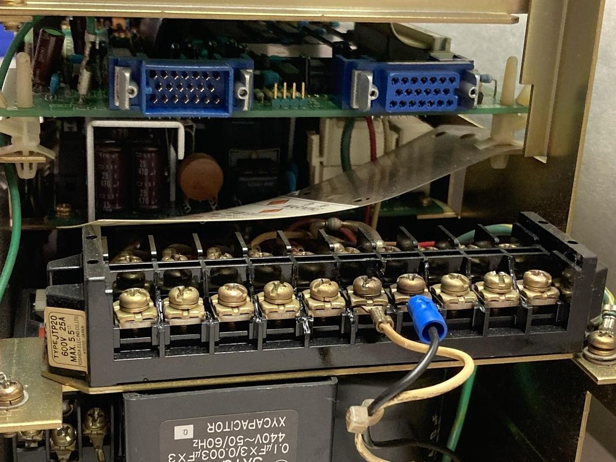 Yaskawa Electric,Model CACR-HR03BB,Servopack