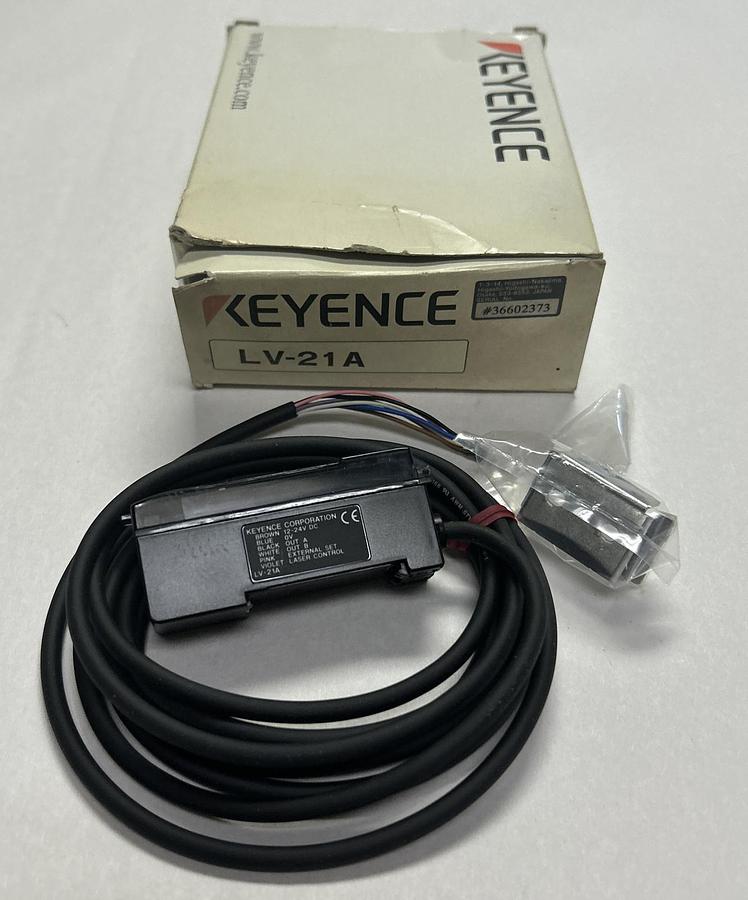 Used KEYENCE,LV-21A,DIGITAL LASER AMPLIFIER UNIT NEW