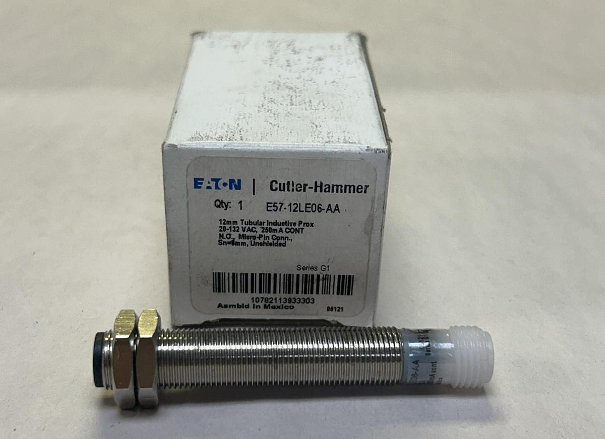 Used EATON CUTLER-HAMMER,E57-12LE06-AA,INDUCTIVE PROXIMITY SENSOR NOS