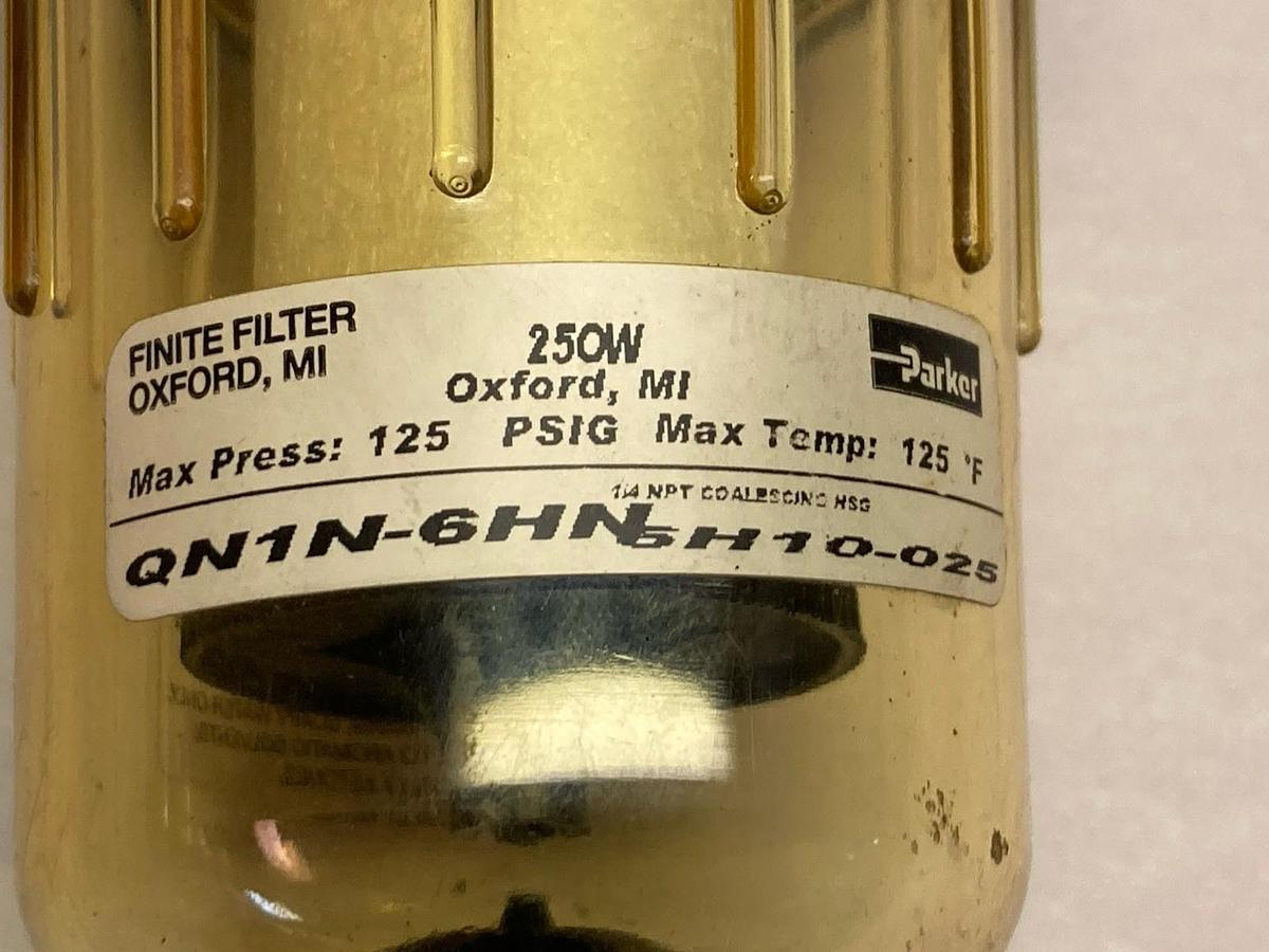 Parker,QN1N-6HN,Coalescing Filter 125 PSIG 125 Degrees Max Temp
