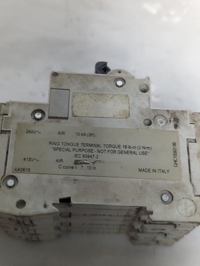 Used MERLIN GERIN,60282,CIRCUIT BREAKER C 30A 240V PRE-OWNED