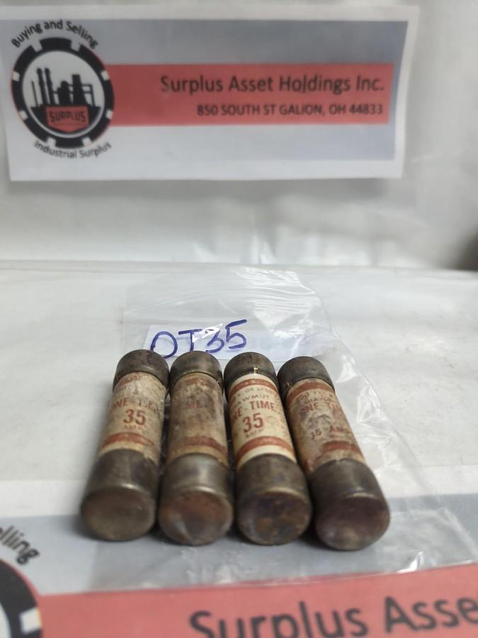 Used FERRAZ SHAWMUT,OT-35,ONE-TIME FUSE 35 AMP LOT OF 4 PRE-OWNED