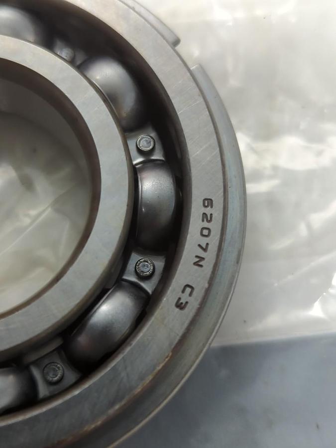 NACHI,6207N C3,DEEP GROOVE BALL BEARING WITH SNAP RING NOS