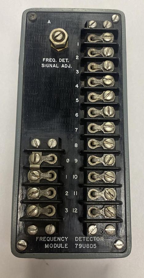 Used P&H,79U8D5,FREQUENCY DETECTOR MODULE