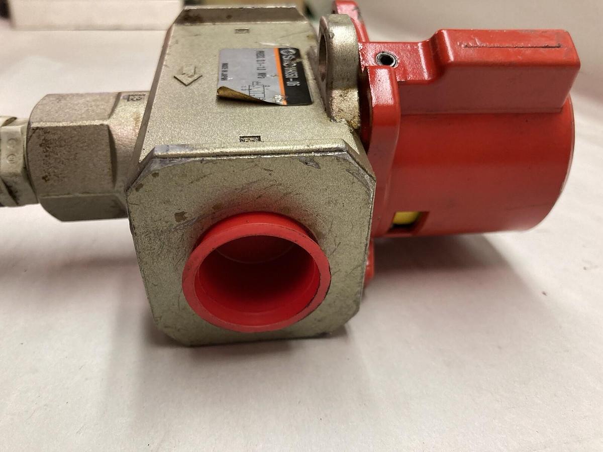 Used SMC,VHS50-06,3-Port Lockout Valve 0.1~1.0 MPa