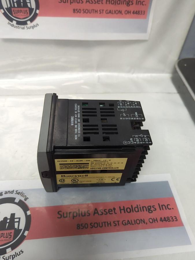 Used HONEYWELL,DC2500-EE-OLOR-200-1000-E0-0,UDC2500 DIGITAL CONTROLLER PRE-OWNED