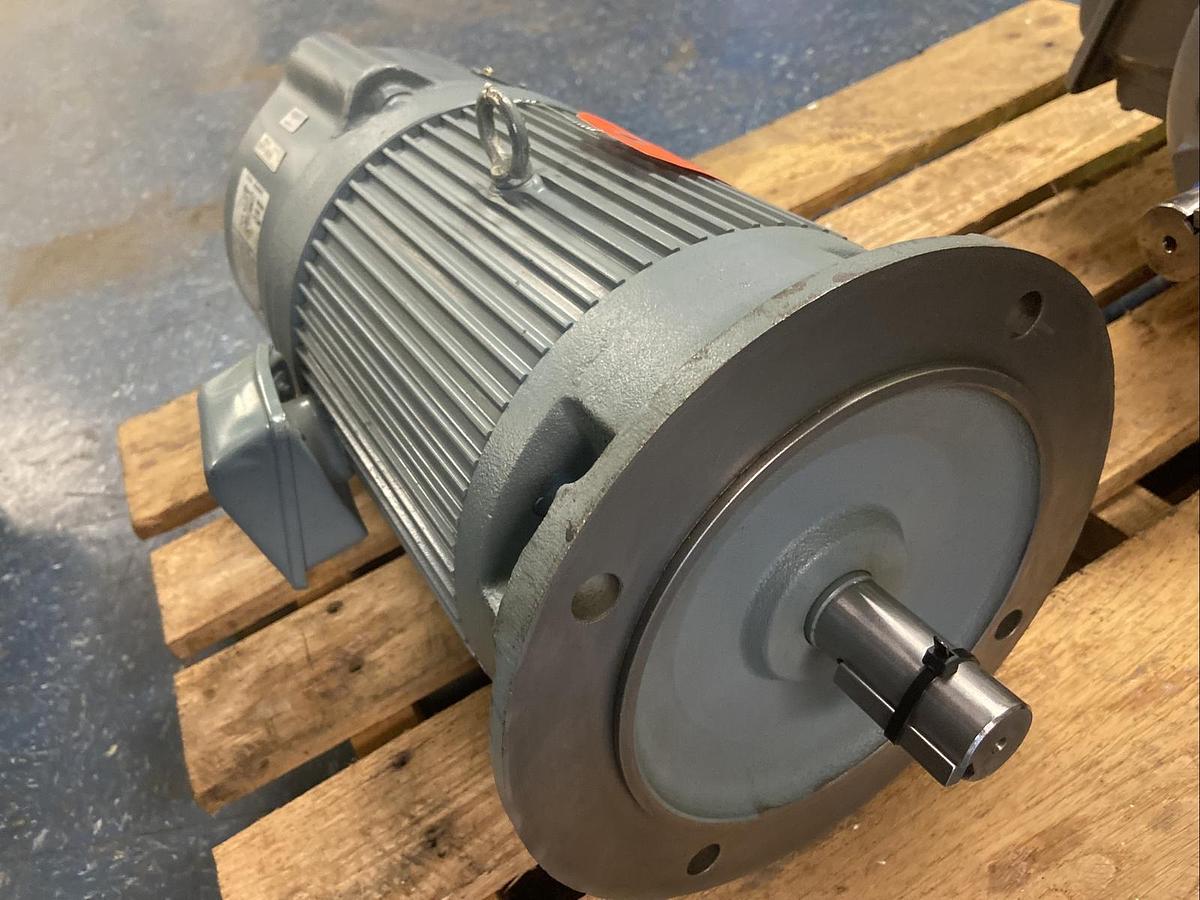 NIDEC,EELBQ-5,3.7kW Brake Induction Motor 460V 1720RPM 112M Rating 30 Min