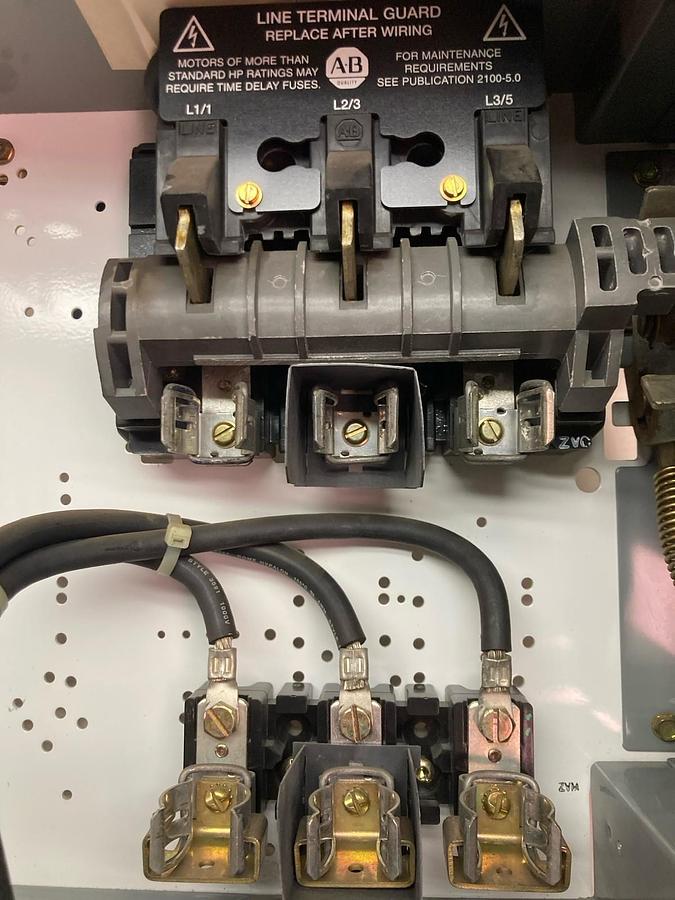 Used Allen-Bradley,2100 2192F,FUSED Disconnect MCC BUCKET 60A