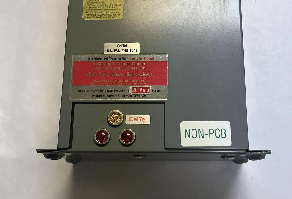 Used MYRON ZUCKER,KIM43002X-3,CAPACITOR 2.5KVAR 3AMP 480V