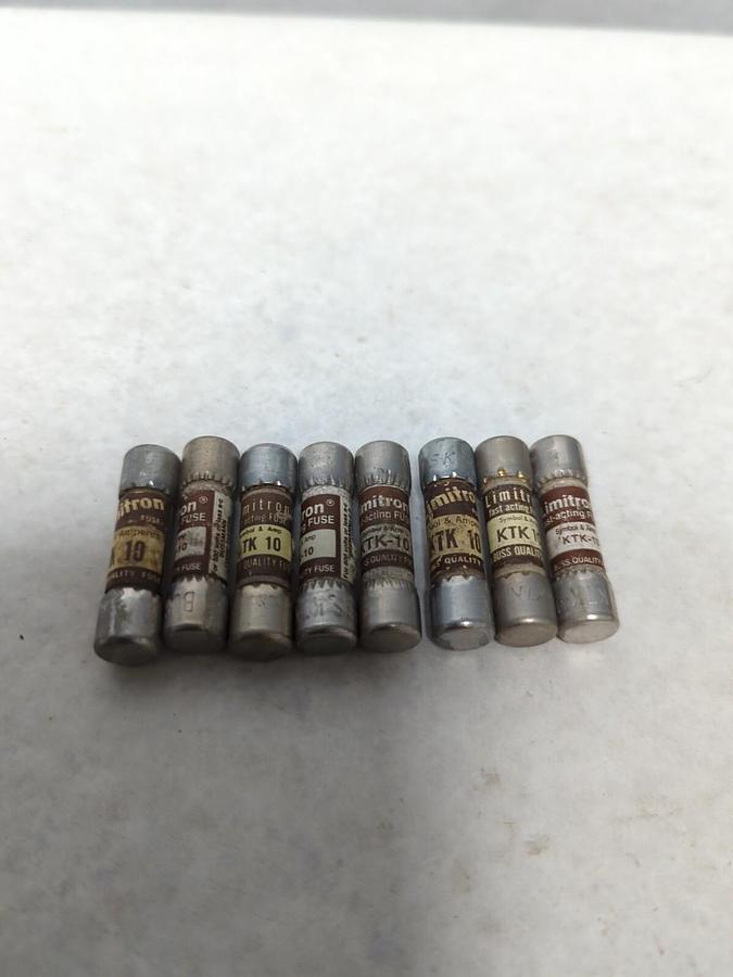 COOPER BUSSMANN,KTK-10,LIMITRON 10 AMP FUSE LOT OF 8 NOS