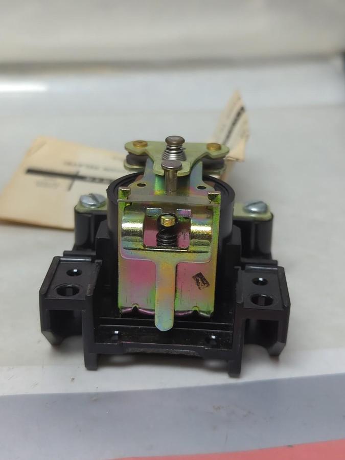 DAYTON,5X850A,GENERAL PURPOSE RELAY 120V 60HZ NOS