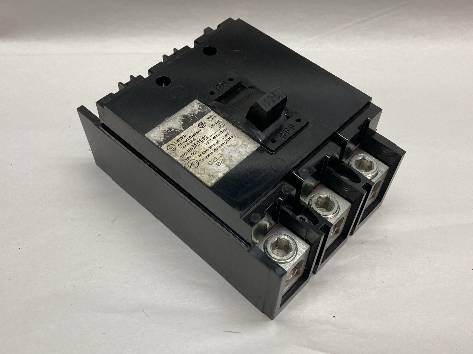 Used Square D,M-1692,Type Q2L 3-Pole Circuit Breaker 125A 240Vac