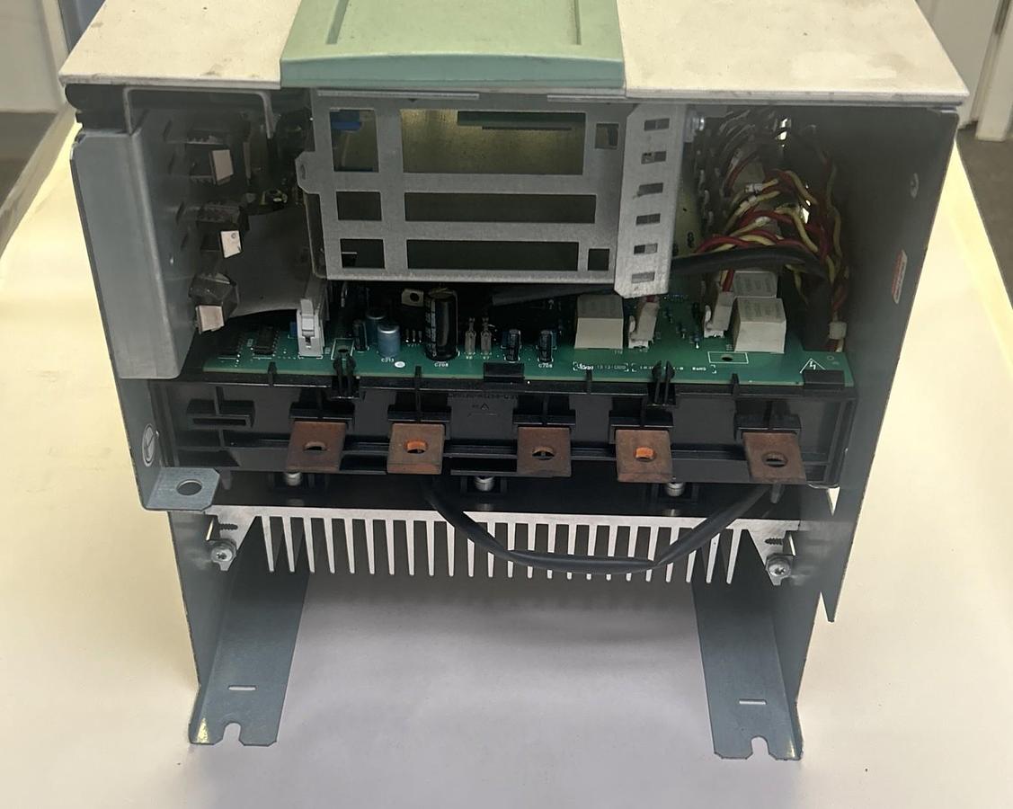Used SIEMENS,6RA7025-6FV62-0-Z,SIMOREG DC-MASTER CONVERTER DRIVE