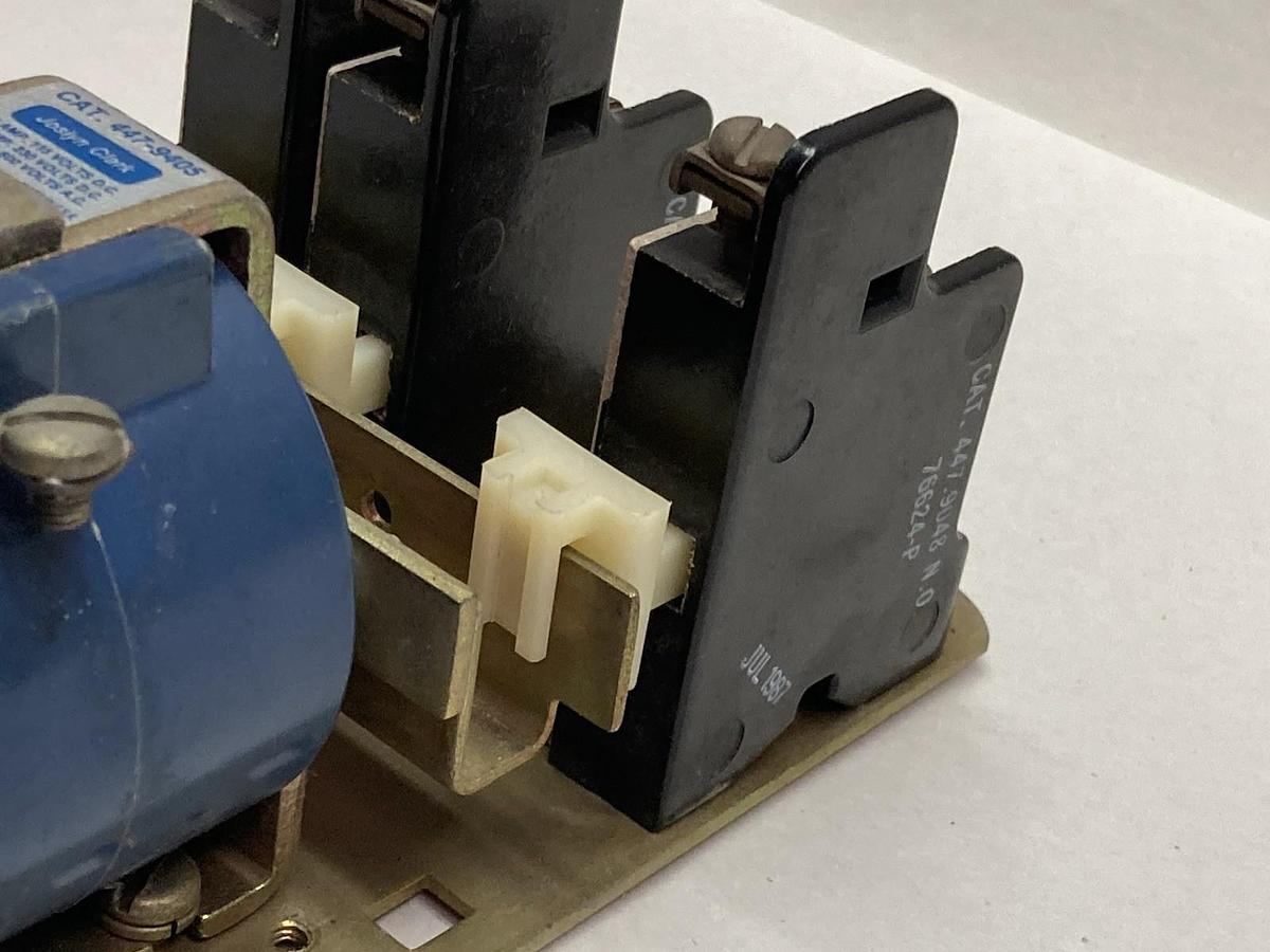 Used Joslyn Clark,447-9405,Relay Series A Type HR Relay 1-10A 115-600V