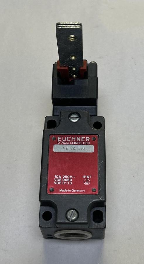 Used EUCHNER,NZ1VZ-518,SAFETY SWITCH