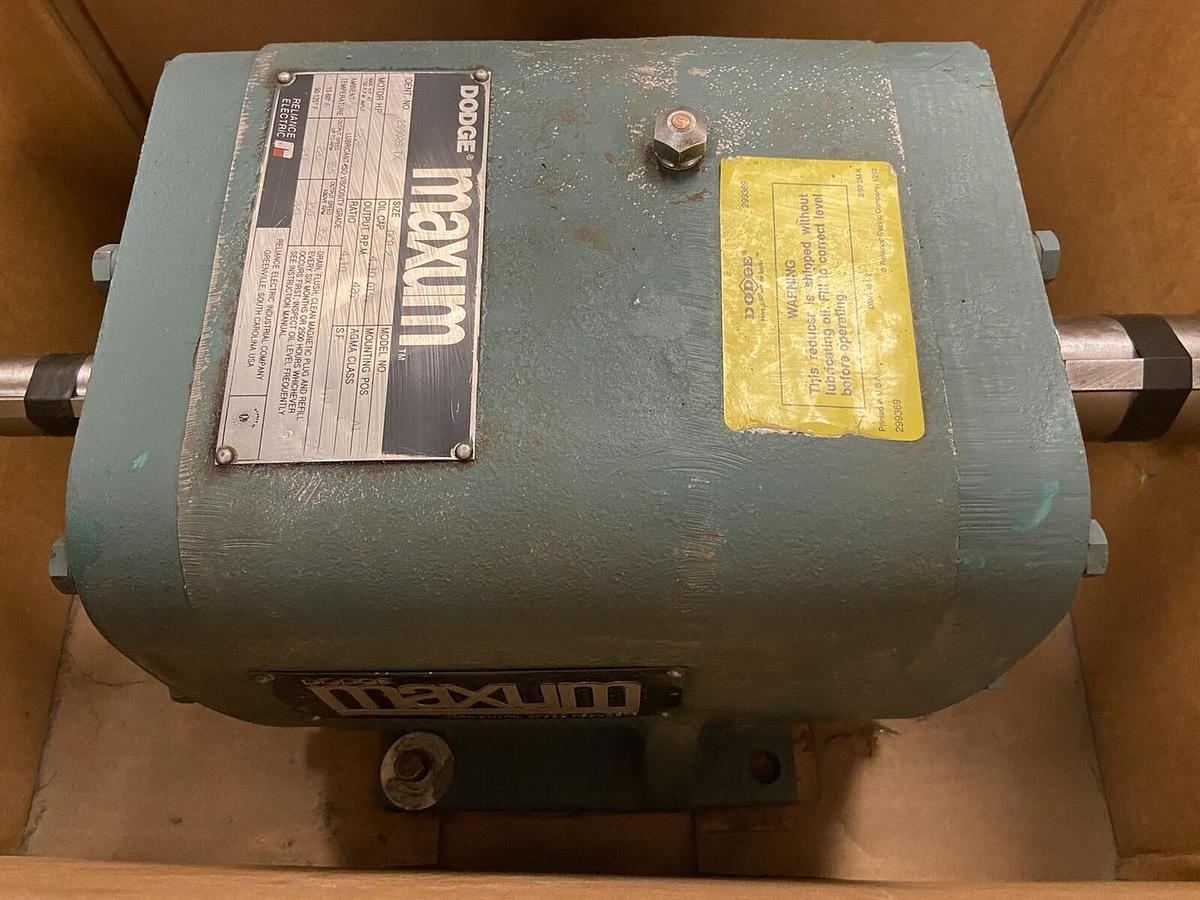 Used Dodge,299026-TY,Maxum Concentric Reducer DCR2 Ratio 4.10 NOS
