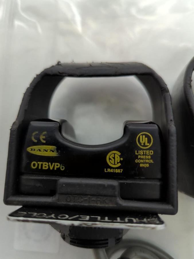 Used BANNER,OTBVP6,OPTICAL PALM TOUCH SENSOR LOT OF 3 PRE-OWNED