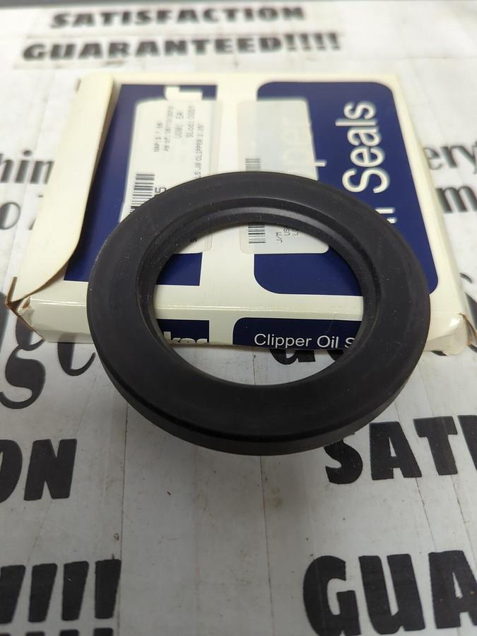 PARKER CLIPPER SEAL,14095 H1L5 3QTR12,OIL SEAL 2.25 NOS