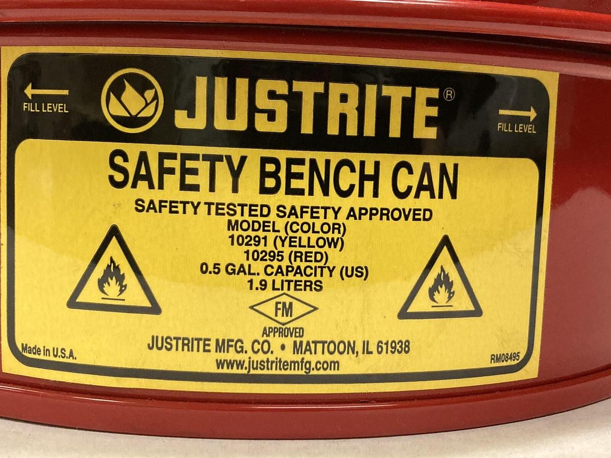 Justrite,102910.5,Safety Bench Can 10291 0.5 Gal. Capacity