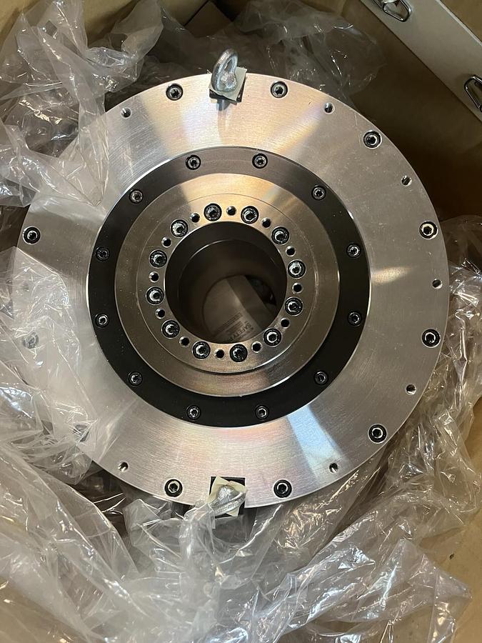 YASKAWA,SGMCS-80M3A31,SERVO MOTOR