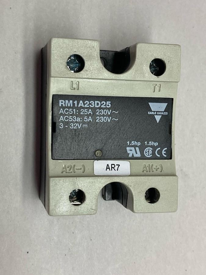 Used Carlo Gavazzi,RM1A23D25,Solid State Relay