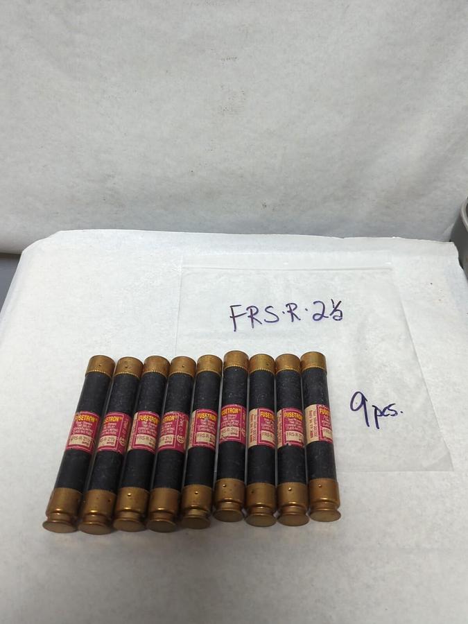 Used COOPER BUSSMANN,FRS-R-2-1/2,FUSETRON 2-1/2 AMP FUSE LOT OF 9 PRE-OWNED