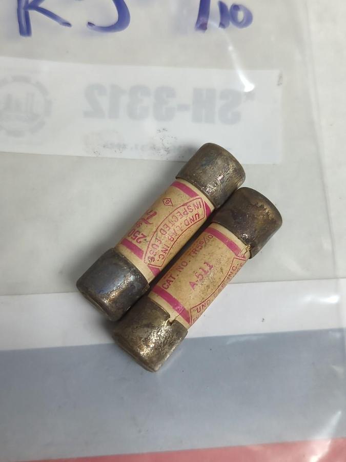 Used GOULD SHAWMUT,TR-5-6/10,TRI-ONIC 5-6/10 AMP FUSE LOT OF 2 PRE-OWNED