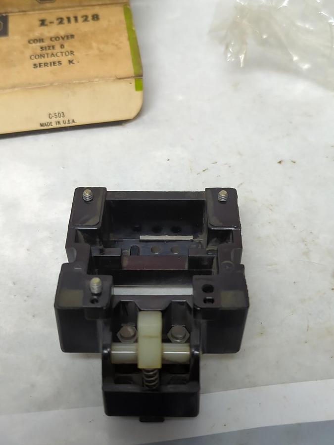 ALLEN-BRADLEY,Z-21128,COIL COVER NOS