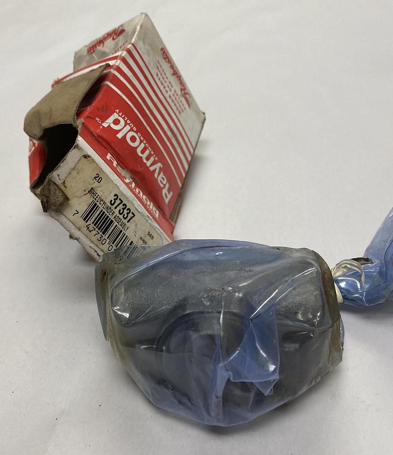 Raymold,37337,Wheel Cylinder Assembly NOS